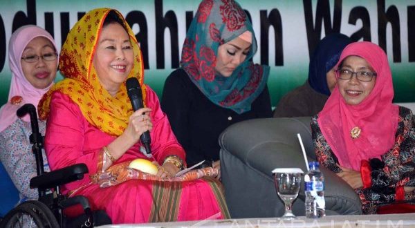 shinta nuriyah di unej2