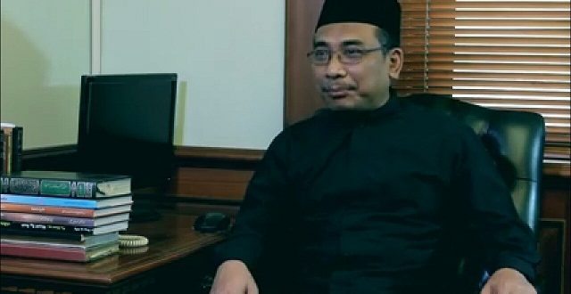 yahya cholil staquf