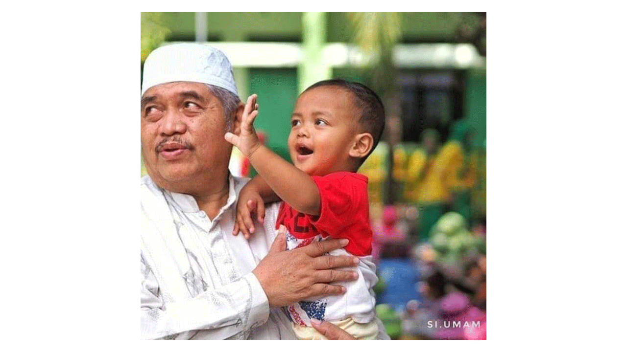 KH Nuruddin A. Rahman, Dapur Pemikir BASSRA oleh: Nur Fakih Tahun 1992. Tahun pertama saya bertugas di Madura. Berkantor di kota Bangkalan, saya mengendalikan empat kabupaten, Bangkalan, Sampang, Pamekasan dan Sumenep
